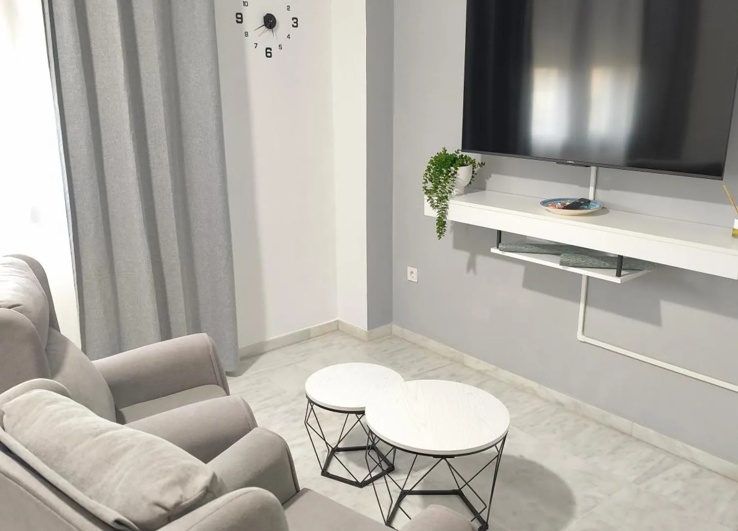 Apartamento Fibes II Edificio Lux Sevilla Seville